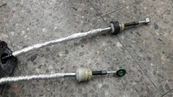 Fiat OE 55260276 gear shift cable image 4