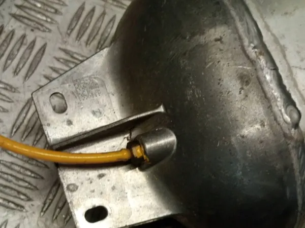 BMW Ilmasäiliö OEM 6878492 X5 G05/X7 G07 image 9