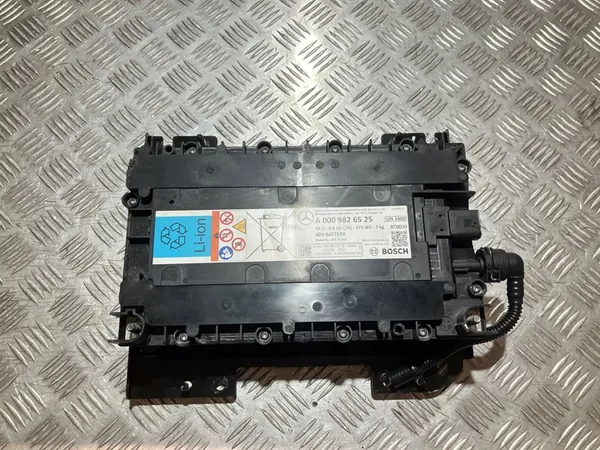 MERCEDES CLA W118 HYBRIDE BATTERIJ image 2