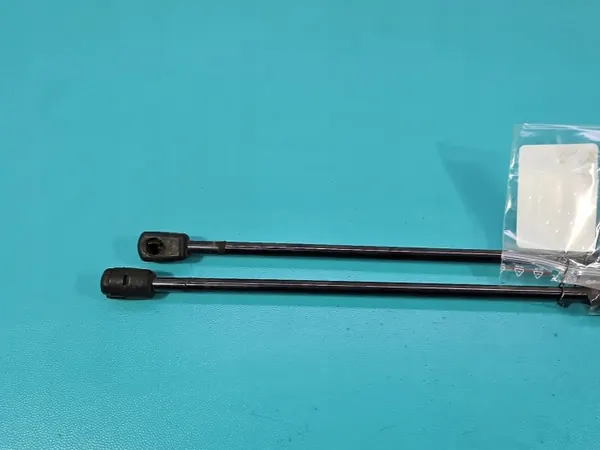 OEM 657827550 Bakluckestöd Set för Skoda Scala image 3