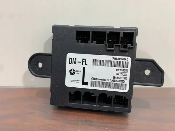 Chrysler Pacifica dörrmodul OEM 68316561AD image 2