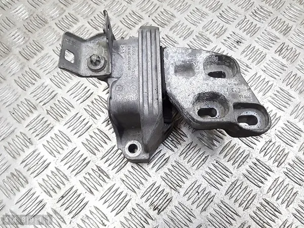 Mercedes A Class 2016 2100 CDI Esquerda OEM a2462400217 image 3