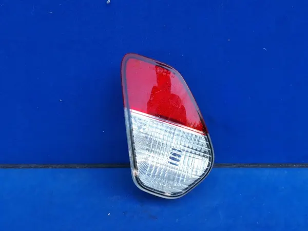 Mitsubishi OE 1149-225R Rechter Achterlicht Gebruikt image 2