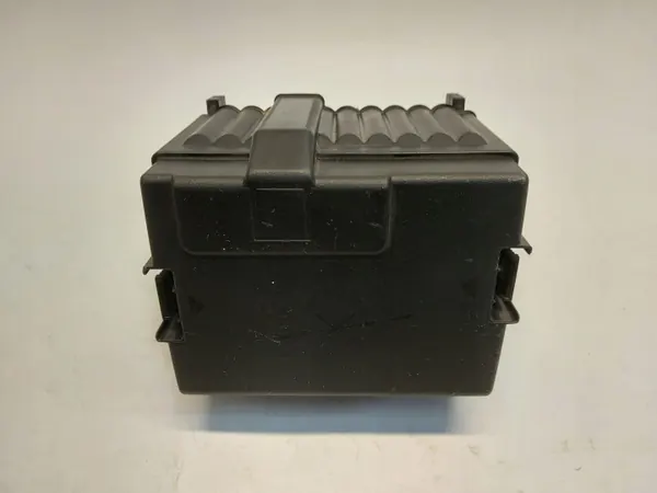 Chery Omoda 5 sulakekotikansi OEM 807001629aa image 2