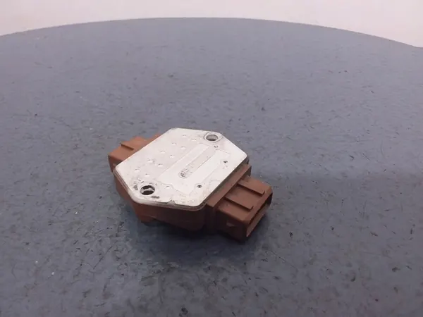 Tändmodul AUDI A6 C4 2.6B 4A0905351 image 3