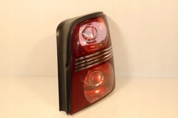 Farol Traseiro Direito VW Touran I OEM 477-061 image 3