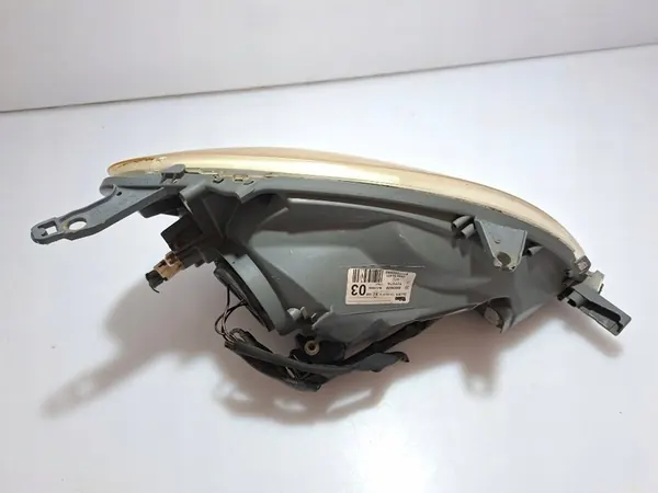 TOYOTA YARIS I FARO IZQUIERDO EUROPA 811700D080 image 7