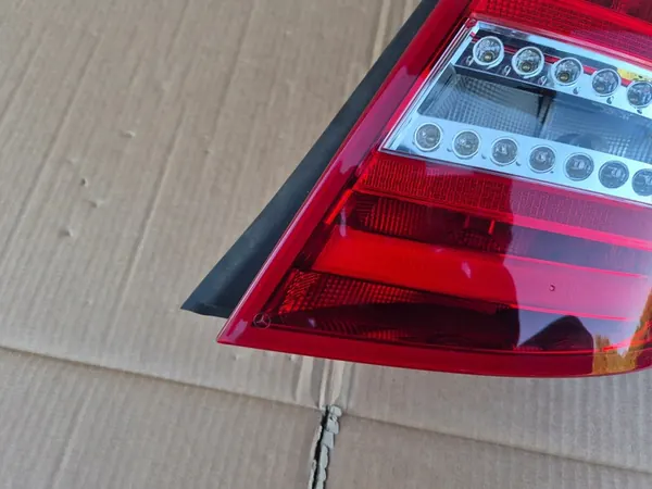 Rechter Achterlicht Mercedes W204 Kombi OEM image 2