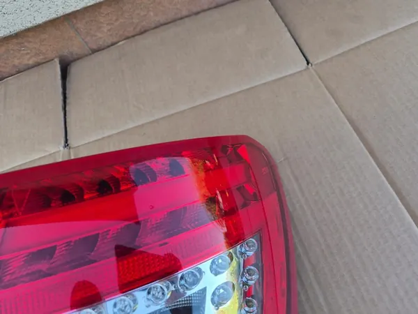 Rechter Achterlicht Mercedes W204 Kombi OEM image 4
