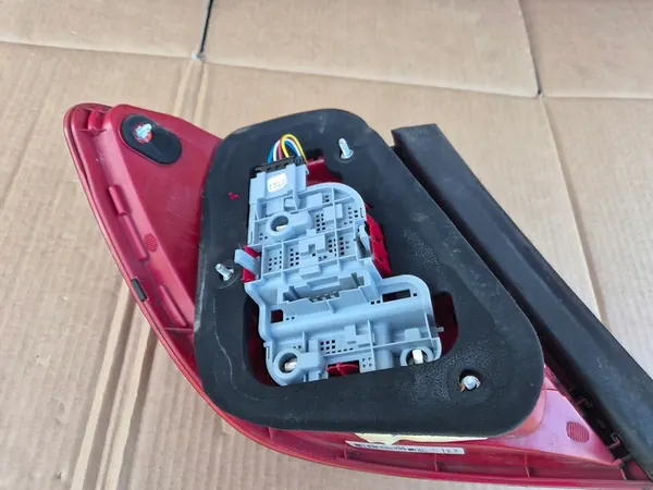 Rechter Achterlicht Mercedes W204 Kombi OEM image 7