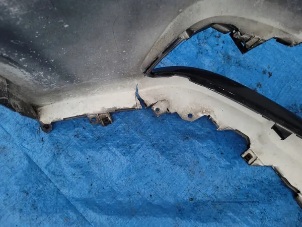 OPEL Vectra C Paraurti Anteriore LIFT Z20R 13182889 image 10