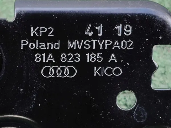 Audi Q2 Q3 81A motorlås vänster OEM 81A823185A image 3