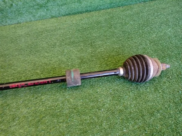 VW AUDI SEAT SKODA höger halvmåne 2Q0407272CC image 3