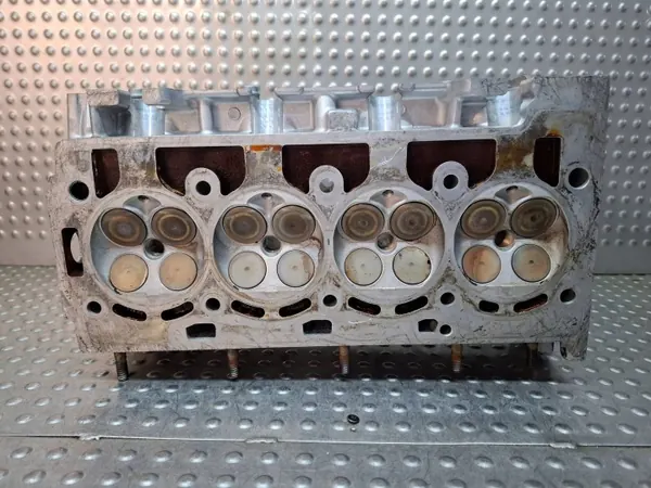 Gebruikte cilinderkop OEM S26372181 voor 1.4 TSI image 8