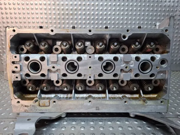 Gebruikte cilinderkop OEM S26372181 voor 1.4 TSI image 9