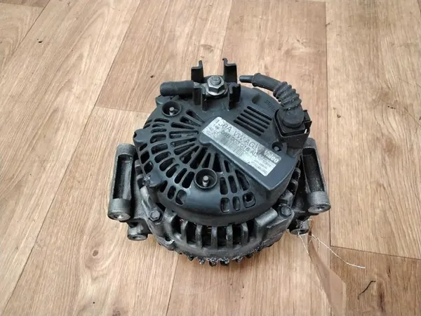 AUDI A4 B6 Vaihtovirtageneraattori 06B903016AC image 2