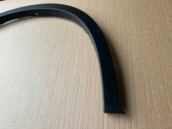 Vasemman etulokasuojan trimmi BMW X6 F16 OE image 2