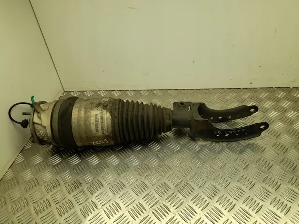 Luchtvering OEM 7P6616040L - Voor rechts voor VW Touareg image 2