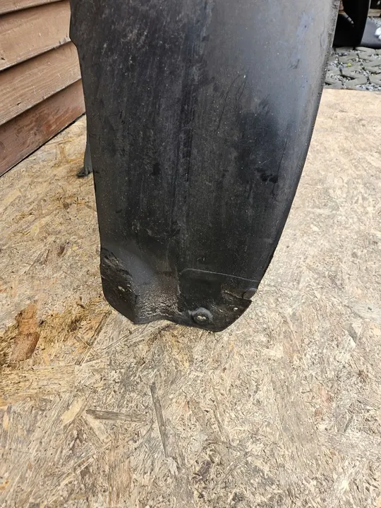 Front Right Wheel Arch VW Fox image 2