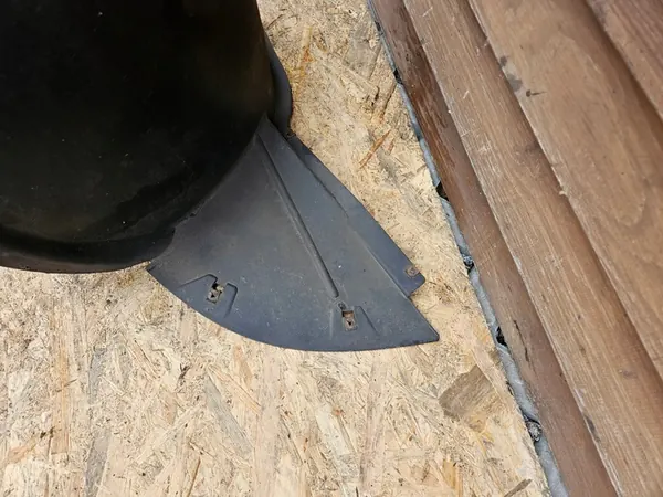 Front Right Wheel Arch VW Fox image 6