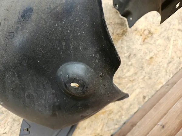 Front Right Wheel Arch VW Fox image 9