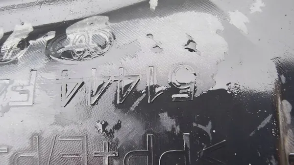 Toyota C-HR Motorhuv vänster 2016-2023 OEM 51444-F4010 image 3