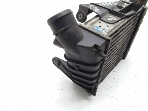 Intercooler 6Q0145804E Fabia I II Ibiza 6L Polo 9N image 2
