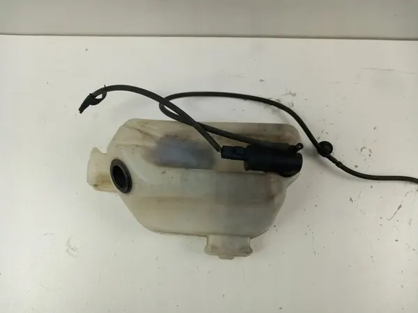 RENAULT KANGOO II VAN Ruitensproeiervloeistofreservoir 8200431474 image 3