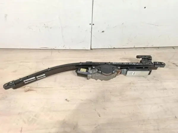 Motor de puerta corredera OEM 28546477 Chrysler Pacifica image 6