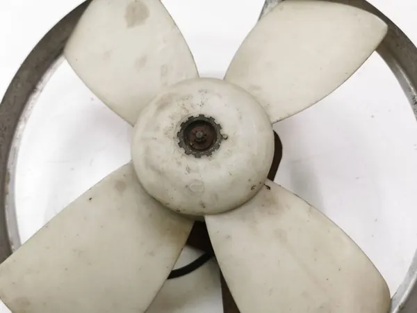 Ford Scorpio 1991 Ventilatorrotor OEM AMD57861 image 7