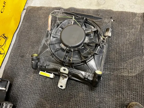 Porsche Carrera 911 996 AC Waterkoelers en Ventilator image 3