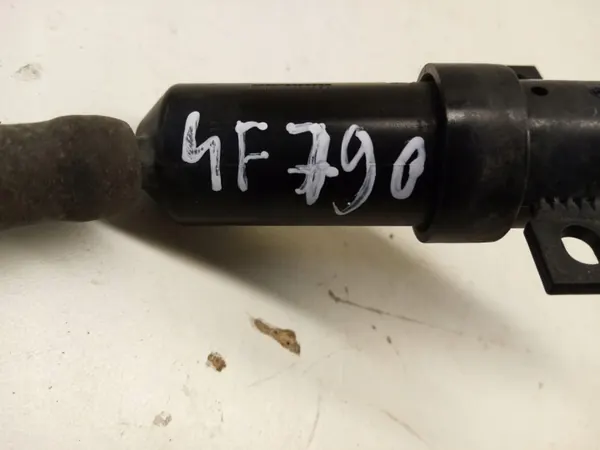Lave-phare droit Citroen C6 OEM 9652048680 image 7