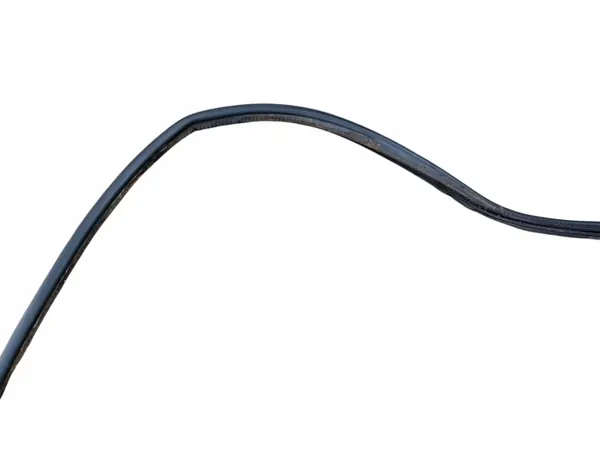 Joint de coffre Mercedes W211 Break OEM - État utilisé image 3