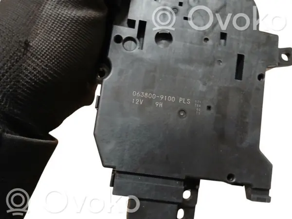 Motor de calefacción Toyota OEM 0638009100 - Usado image 6