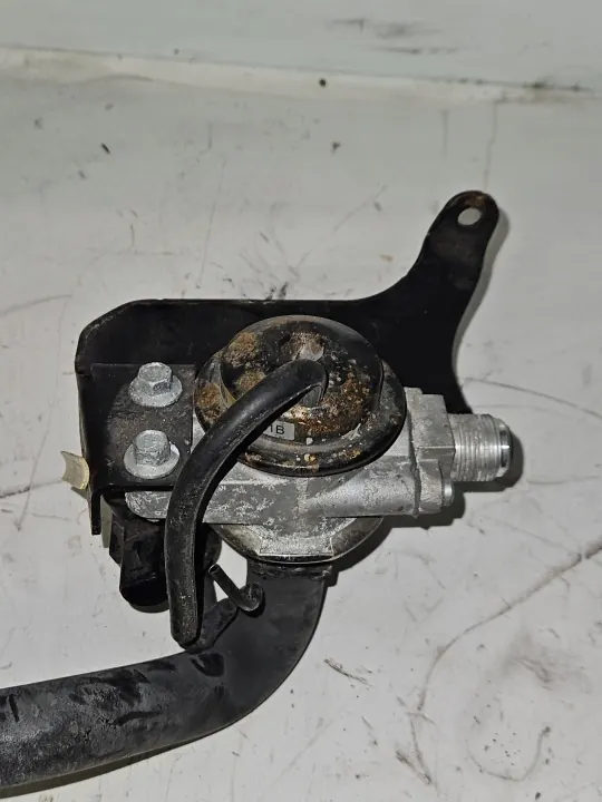 Jaguar XK XKR 2007 EGR-ventil OEM 6R839F491AC image 2