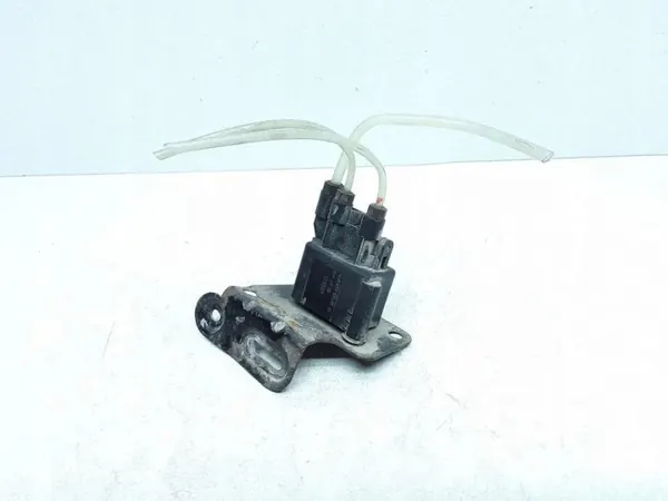 AIRMATIC Verteiler Mercedes W213 A2513200158 image 2