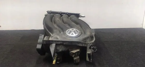 Collecteur d'admission VW CADDY III FURGON 1.9L 06A133203BN image 1