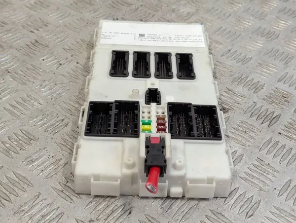 BMW 2 F22 2013-2021 2.0d FEM Module 9387265 image 4