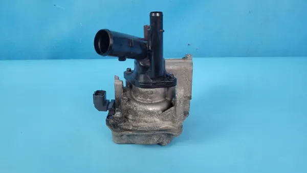 Pompe à eau OEM 0810105920102 pour Toyota RAV4 V image 7