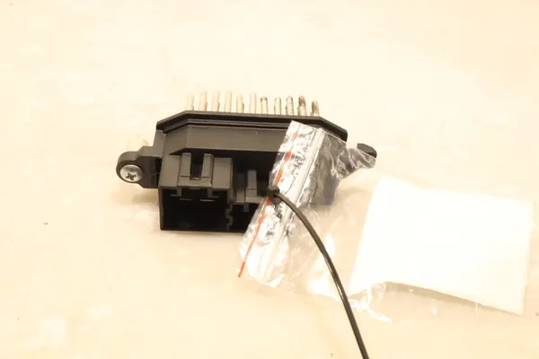 Résistance de chauffage NISSAN X-TRAIL T32 2776100A26 image 2