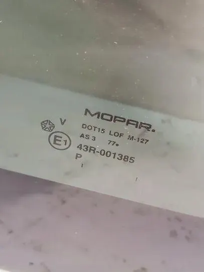Vitre Arrière Gauche OEM 43R001385 Chrysler image 4