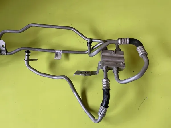 Conduto de óleo caixa OEM GV6P-7H420-AC Ford Kuga image 3