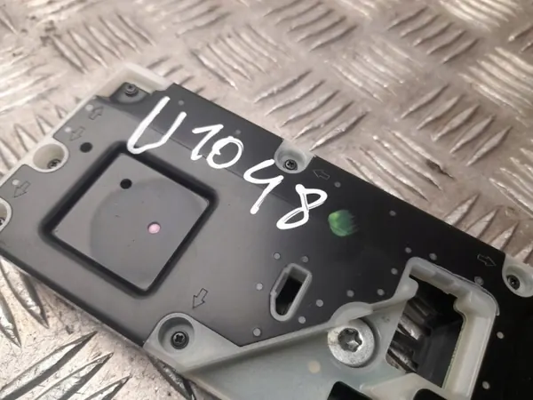 Antennivahvistin OEM 1EA035741F Volkswagen ID.4:lle image 3