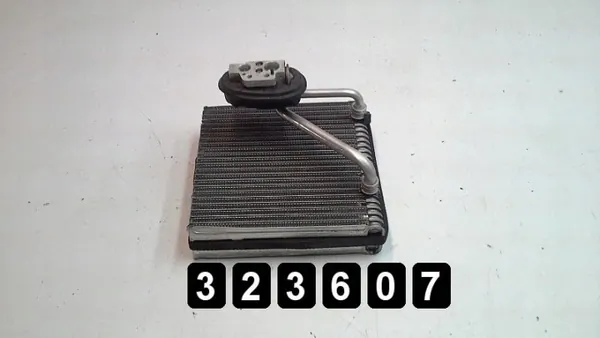 Seat AM-323607 AC-förångare - OEM Del image 2