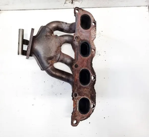 Colector de escape OEM 2045317 para Volkswagen Golf 2003 image 3