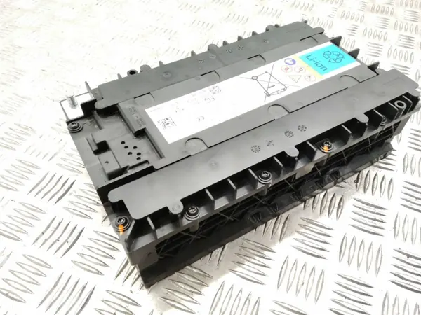 Batería de tracción HEV/EV Suzuki SX4 S-Cross OEM 9652074SE4 image 5