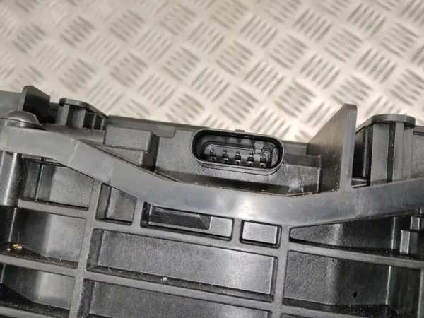 Batería de tracción HEV/EV Suzuki SX4 S-Cross OEM 9652074SE4 image 6