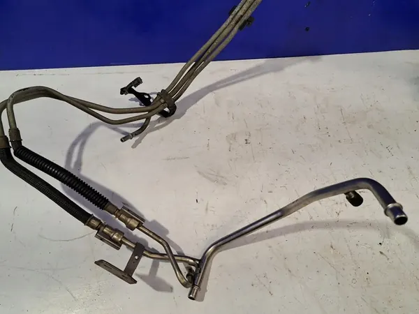 Tubo de enchimento de óleo Chevrolet Tahoe 32055817 image 3