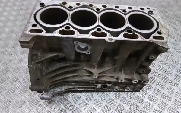 Bloc moteur OEM 31410869 pour Volvo S90 II 2.0L image 9