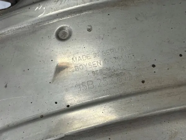 Taka pakoputki OEM 10795103 Porsche Macan image 5